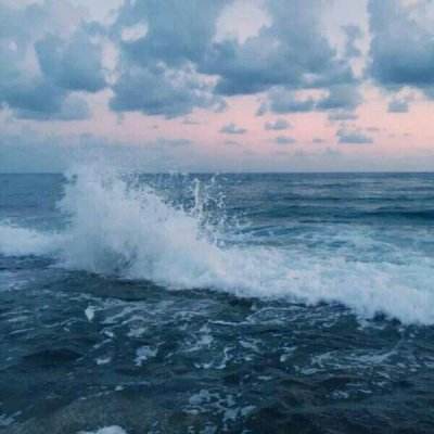 市委举办树立和践行正确政绩观学习教育读书班暨市委理论学习中心组学习会议